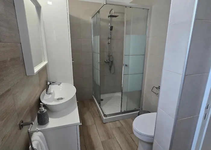 Seaside Escape Ларнака