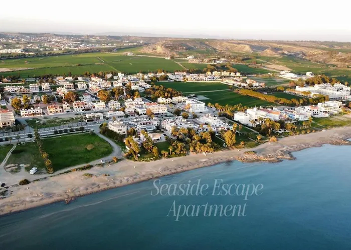 Seaside Escape * Ларнака