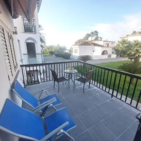 Seaside Escape Apartment Larnaca