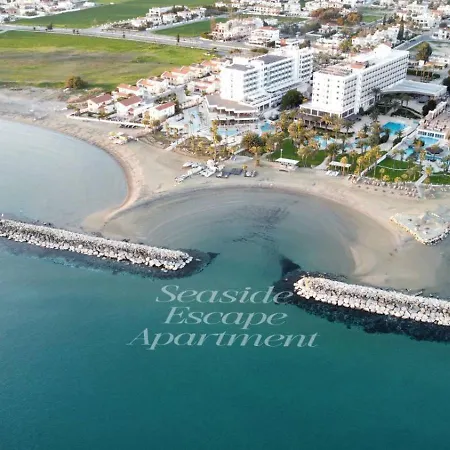 Apartment Seaside Escape Larnaca